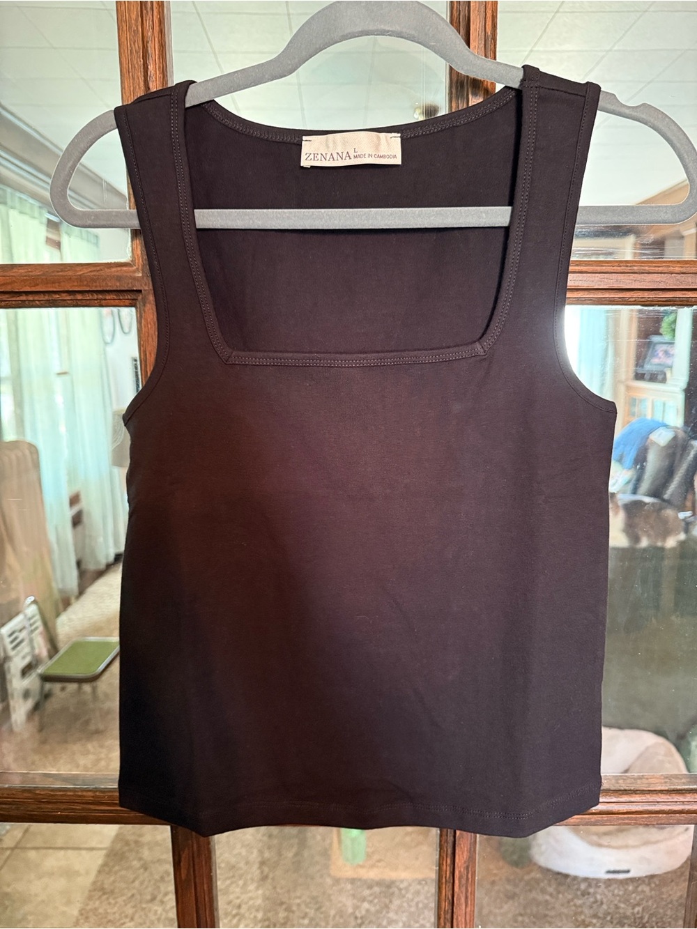 Zenana Womens Square Neck Tank Top Black Sleeveless Basic Size Large Clean Girl